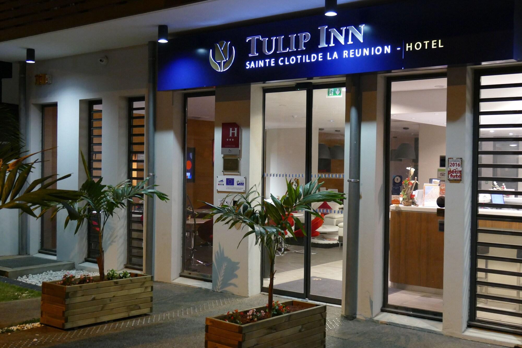 Tulip Inn Sainte Clotilde Exterior foto